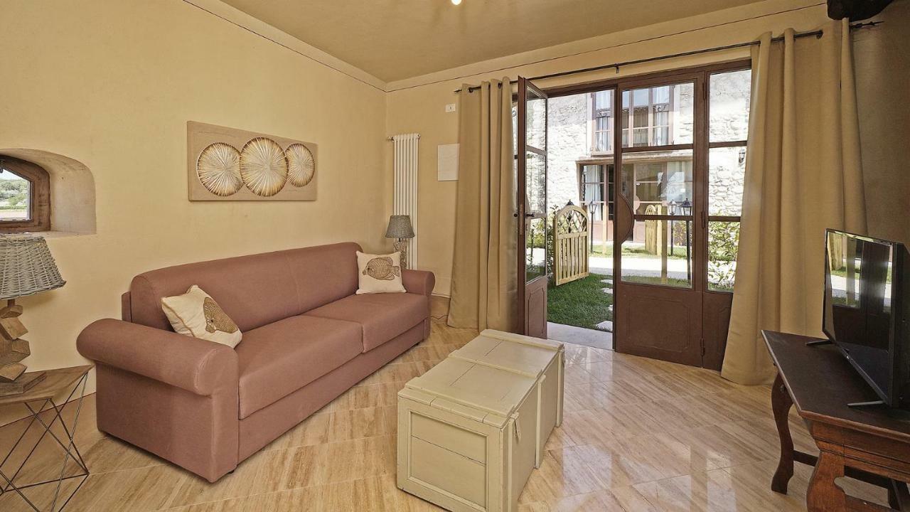Dogoli Country Apartments Бардолино Экстерьер фото