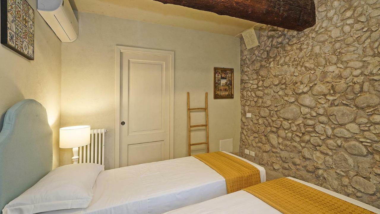 Dogoli Country Apartments Бардолино Экстерьер фото