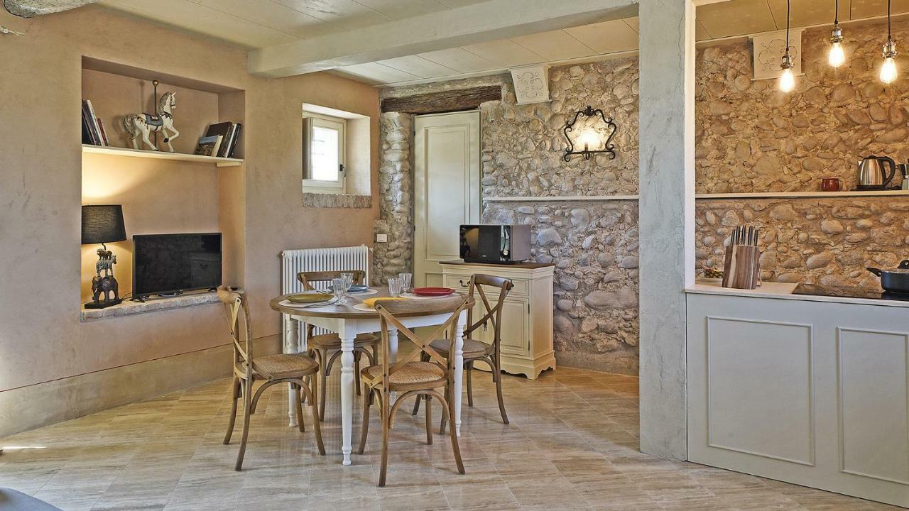 Dogoli Country Apartments Бардолино Экстерьер фото