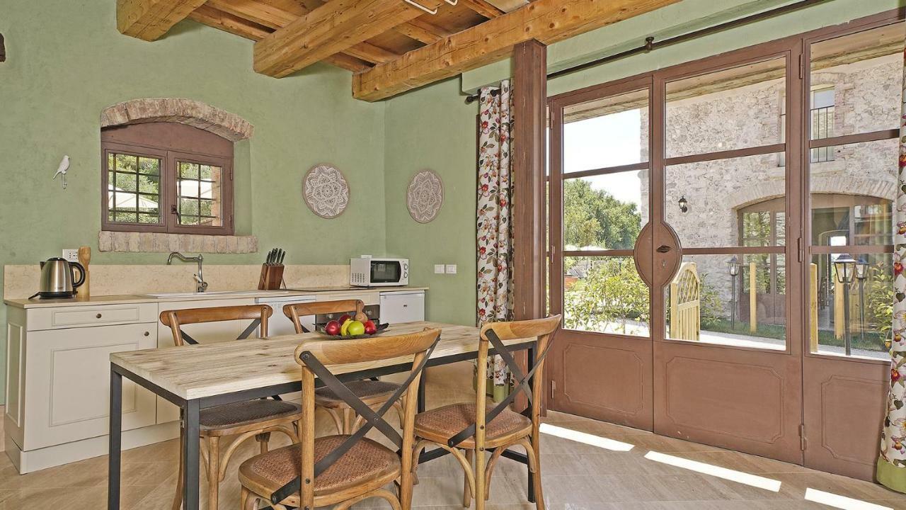 Dogoli Country Apartments Бардолино Экстерьер фото